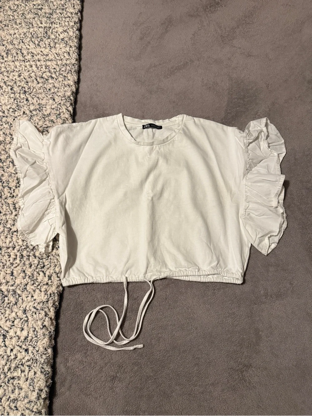 Zara White Ruffle Sleeve Drawstring Crop Top - Picture 1 of 3